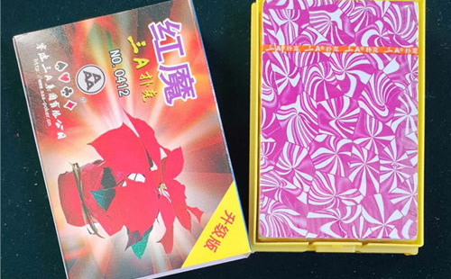 文化传承与多元价值：堆龙德庆纸牌的现代发展与应用探索